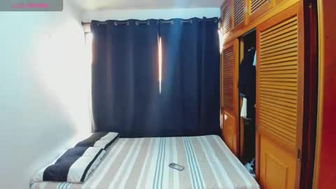 Snapshot of johatsu chatting on February 12, 7:42 pm King - online show from February 12, 7:42 pm