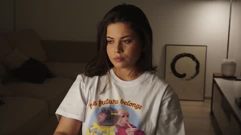 Jo online show from February 6, 6:22 pm