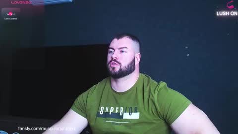 Snapshot of john_and_kiss chatting on February 10, 11:14 am john and kiss online show from February 10, 11:14 am