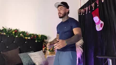 John  online show from November 15, 11:40 am