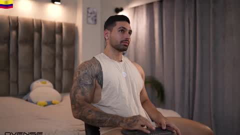 john online show from September 25, 1:20 am