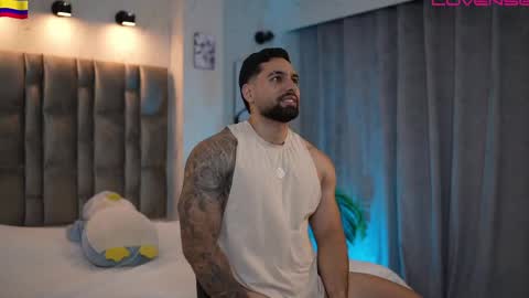 john online show from April 10, 10:03 pm