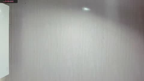 john_ssnow29 online show from June 23, 3:37 am