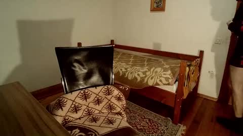 Snapshot of john_x00 chatting on December 29, 3:57 pm John online show from December 29, 3:57 pm