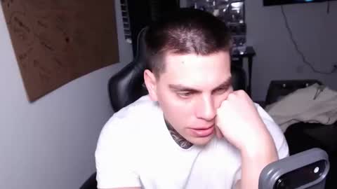 JAXX online show from February 28, 2:01 am