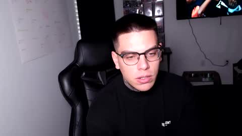 JAXX online show from March 20, 1:32 am