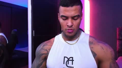 Snapshot of johnbelt_ chatting on February 4, 8:14 pm john belt online show from February 4, 8:14 pm