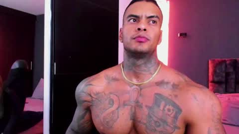 Snapshot of johnbelt_ chatting on February 21, 9:49 pm john belt online show from February 21, 9:49 pm