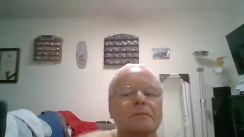 Snapshot of johndesnudado chatting on December 7, 11:12 pm johndesnudado online show from December 7, 11:12 pm