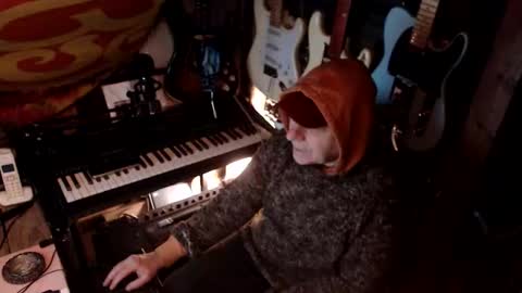 Snapshot of johnfeelgood004 chatting on February 6, 8:07 am johnfeelgood004 online show from February 6, 8:07 am