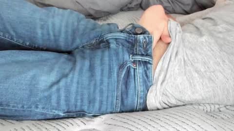 JohnnySilk online show from February 25, 9:30 am