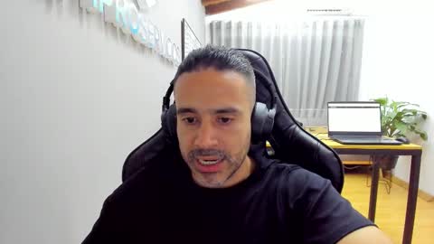 Snapshot of johngmodels chatting on March 9, 6:23 pm JOHN G MODELS online show from March 9, 6:23 pm