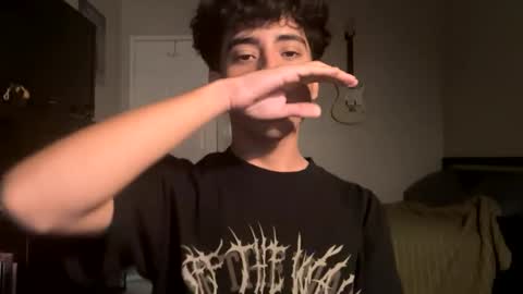 Snapshot of johnj188 chatting on October 13, 7:19 am johnj188 online show from October 13, 7:19 am