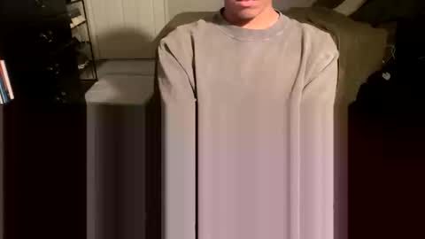 Snapshot of johnj188 chatting on November 27, 3:52 am johnj188 online show from November 27, 3:52 am