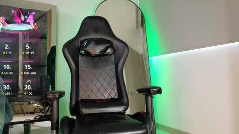 johnjaguar  online show from March 27, 1:22 pm