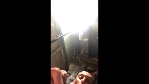 Snapshot of johnjonnnn28 chatting on February 19, 8:22 am johnjonnnn28 online show from February 19, 8:22 am