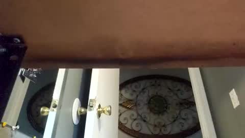 Snapshot of johnjonnnn28 chatting on October 1, 12:05 am johnjonnnn28 online show from October 1, 12:05 am