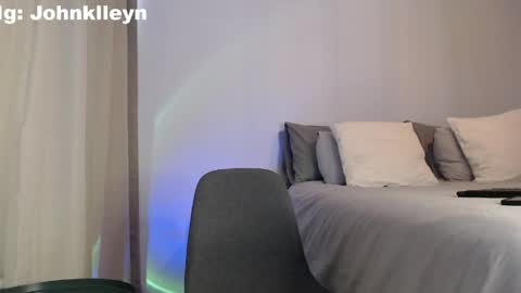 john online show from April 14, 6:25 pm