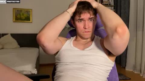 Snapshot of johnnnyhorny chatting on May 7, 7:41 pm Johnny online show from May 7, 7:41 pm