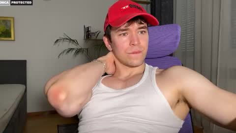 Snapshot of johnnnyhorny chatting on May 22, 8:32 am Johnny online show from May 22, 8:32 am