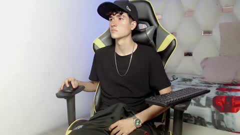 johnny_cagee online show from September 13, 4:12 am