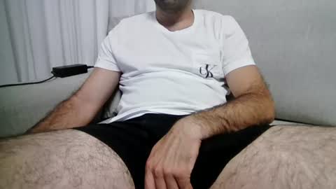 Snapshot of johnny_yaa chatting on June 24, 9:36 pm johnny_yaa online show from June 24, 9:36 pm