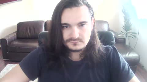Snapshot of johnnybravovici chatting on July 3, 8:54 am johnnybravovici online show from July 3, 8:54 am