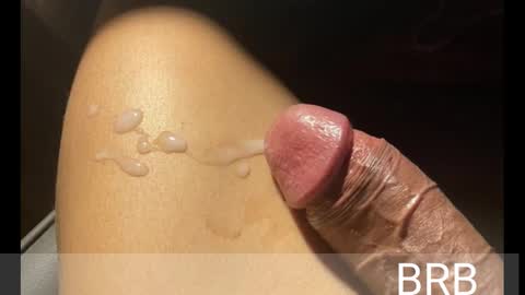 Snapshot of johnnyfun_xxx chatting on January 2, 3:37 am Johnnystrongarms                 online show from January 2, 3:37 am