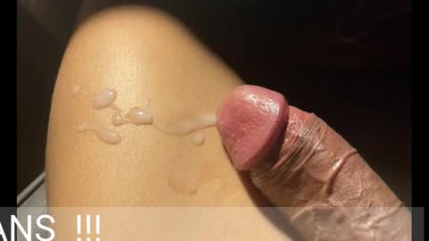 Snapshot of johnnyfun_xxx chatting on January 9, 2:11 am Johnnystrongarms                 online show from January 9, 2:11 am
