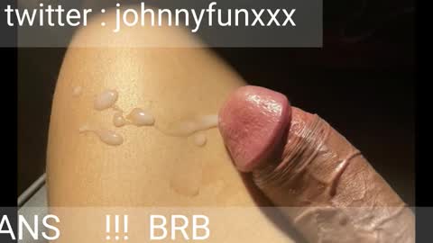 Johnnystrongarms                 online show from October 31, 2:34 am