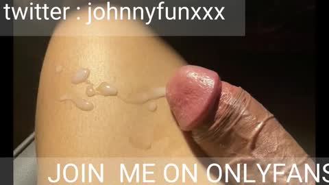 Johnnystrongarms                 online show from December 14, 4:29 am