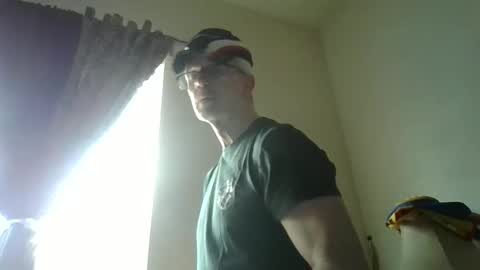 Snapshot of johnnyrocket12345678 chatting on June 7, 3:49 pm johnnyrocket12345678 online show from June 7, 3:49 pm