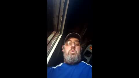 Snapshot of johnohn410 chatting on May 18, 5:41 pm johnohn410 online show from May 18, 5:41 pm