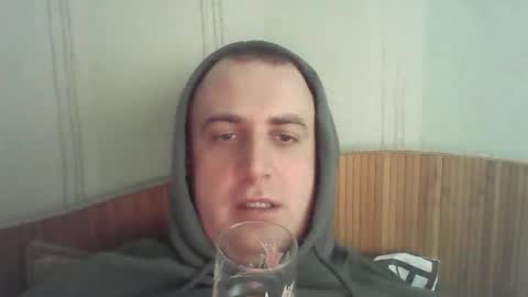 Snapshot of johnoreon chatting on March 5, 9:49 am johnoreon online show from March 5, 9:49 am