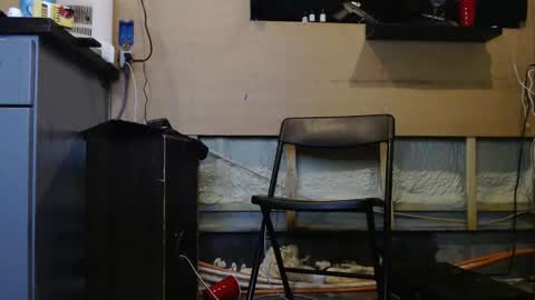 Snapshot of johnplayer23 chatting on December 22, 3:55 am johnplayer23 online show from December 22, 3:55 am