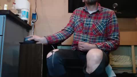 Snapshot of johnplayer23 chatting on January 3, 1:59 am johnplayer23 online show from January 3, 1:59 am