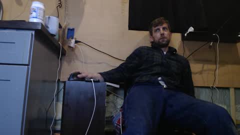 Snapshot of johnplayer23 chatting on February 17, 6:42 am johnplayer23 online show from February 17, 6:42 am