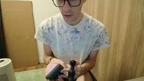 johnresmain online show from May 23, 10:36 pm