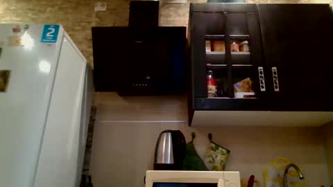 johny27 online show from October 15, 1:00 pm