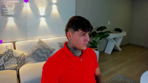 Snapshot of johny_multicum chatting on September 13, 9:58 pm Johny online show from September 13, 9:58 pm