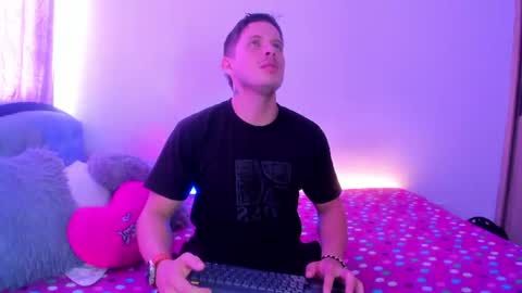 johnycooper08 online show from July 13, 1:36 pm