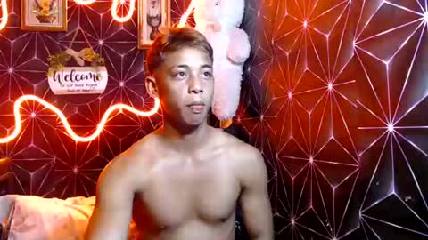 johnydestroyer online show from July 2, 12:54 am