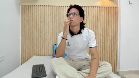 JOHSS online show from November 22, 12:04 pm