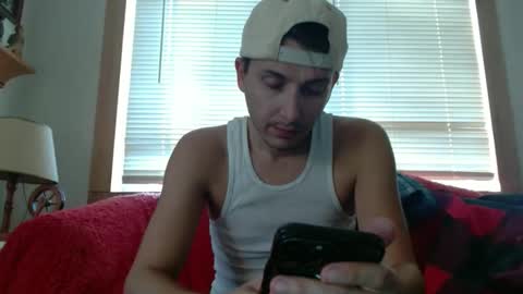 Snapshot of johstondude chatting on September 28, 12:32 pm Johston online show from September 28, 12:32 pm