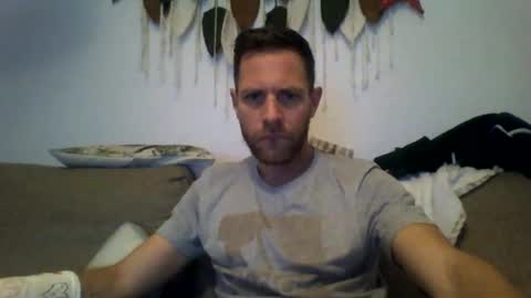 jojo19844 online show from December 1, 9:31 pm