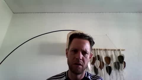 Snapshot of jojo19844 chatting on April 20, 9:01 am jojo19844 online show from April 20, 9:01 am