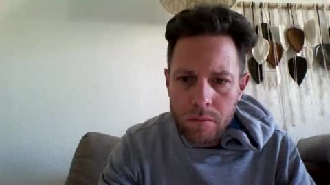 Snapshot of jojo19844 chatting on April 23, 8:24 am jojo19844 online show from April 23, 8:24 am