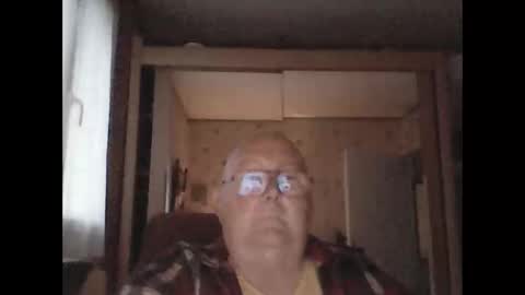 Snapshot of jojo60000529566 chatting on May 5, 6:49 pm jojo60000529566 online show from May 5, 6:49 pm