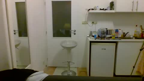 Silvania online show from December 13, 11:43 pm