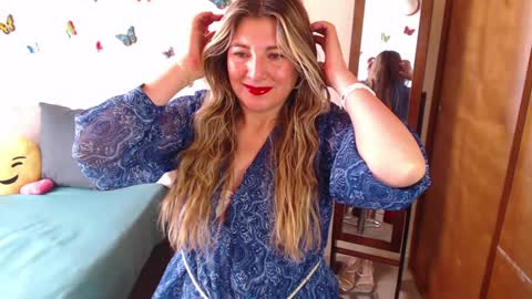 Jolie Mature online show from January 7, 9:14 pm